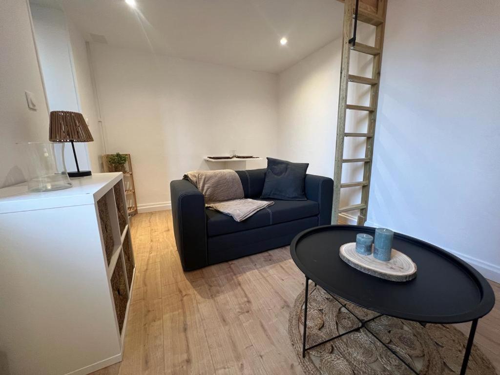 Champagne Cosy Lägenhet Reims Exteriör bild
